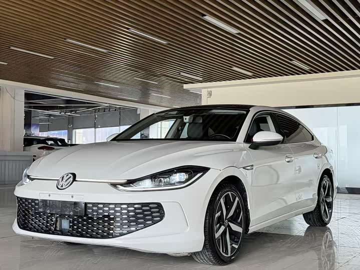 Фото 1 - Volkswagen Lamando L