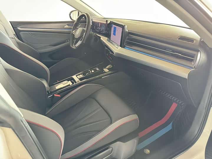 Фото 5 - Volkswagen Lamando L