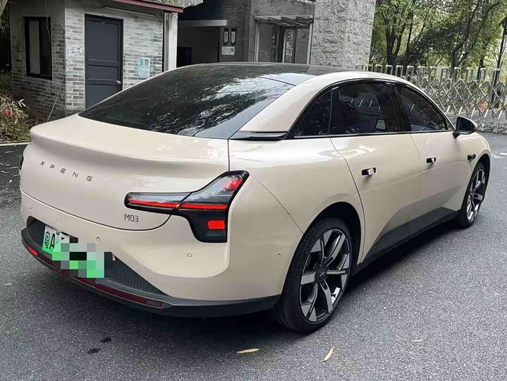 Фото 3 - XPeng Mona M03