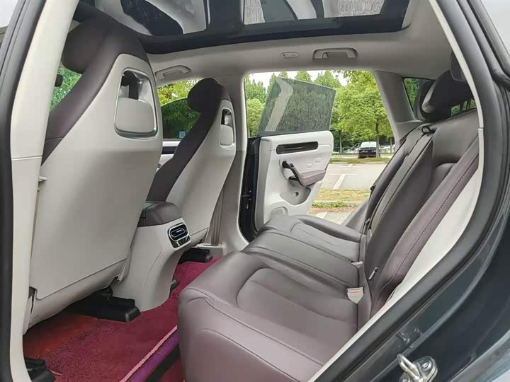 Фото 8 - Leapmotor C11