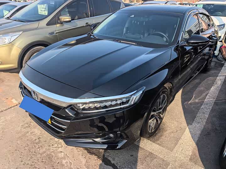 Фото 1 - Honda Accord