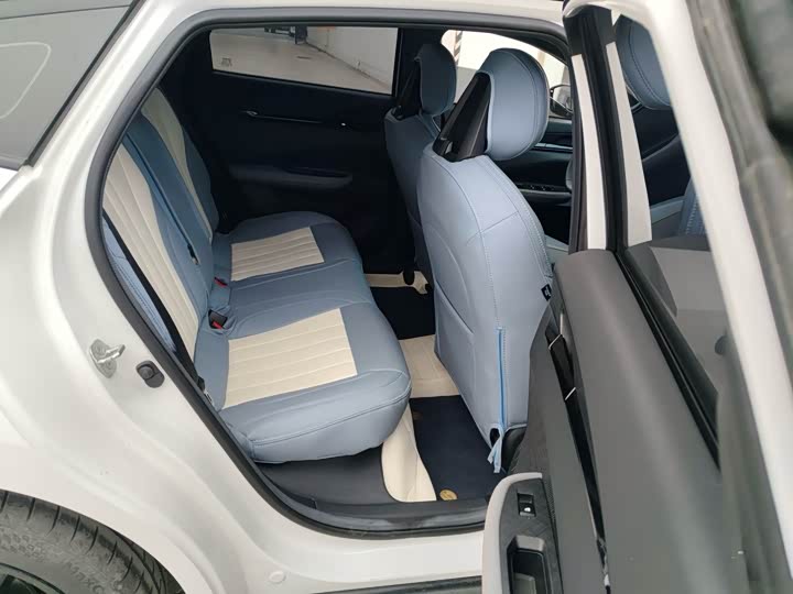 Фото 6 - Changan UNI-V