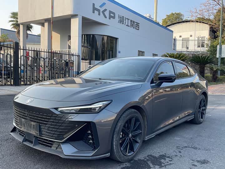 Фото 3 - Changan UNI-V