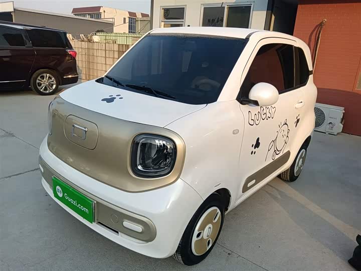 Фото 1 - Bestune Pony