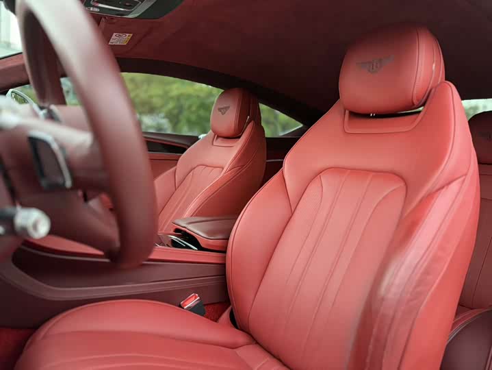 Фото 7 - Bentley Continental GT