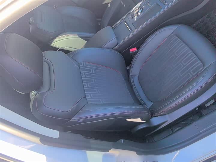 Фото 3 - Ford Mondeo