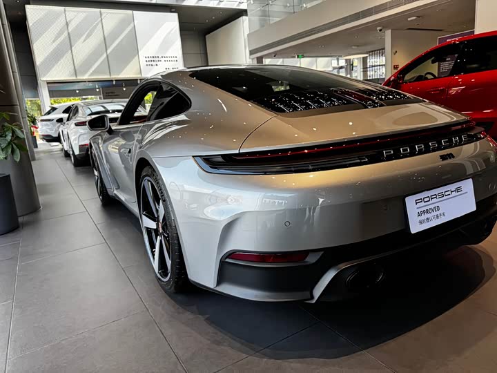 Фото 7 - Porsche 911