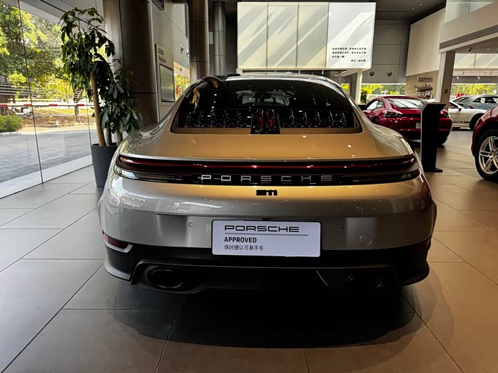 Фото 8 - Porsche 911