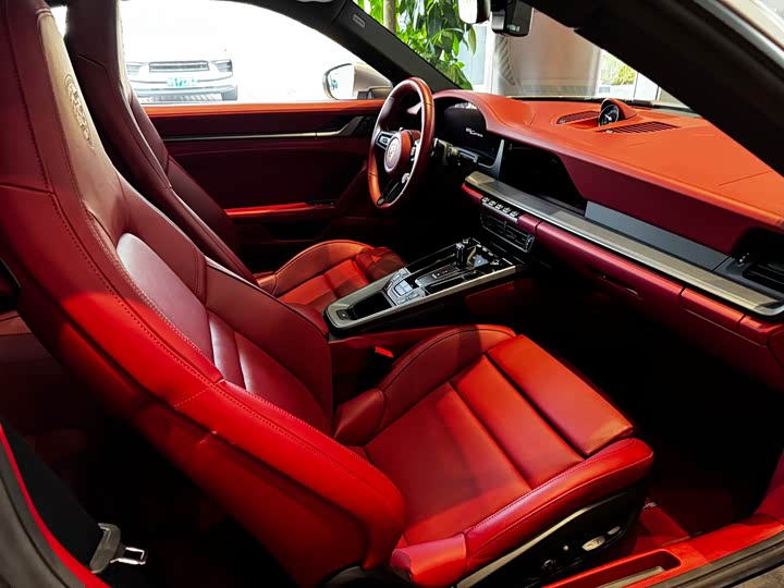 Фото 9 - Porsche 911