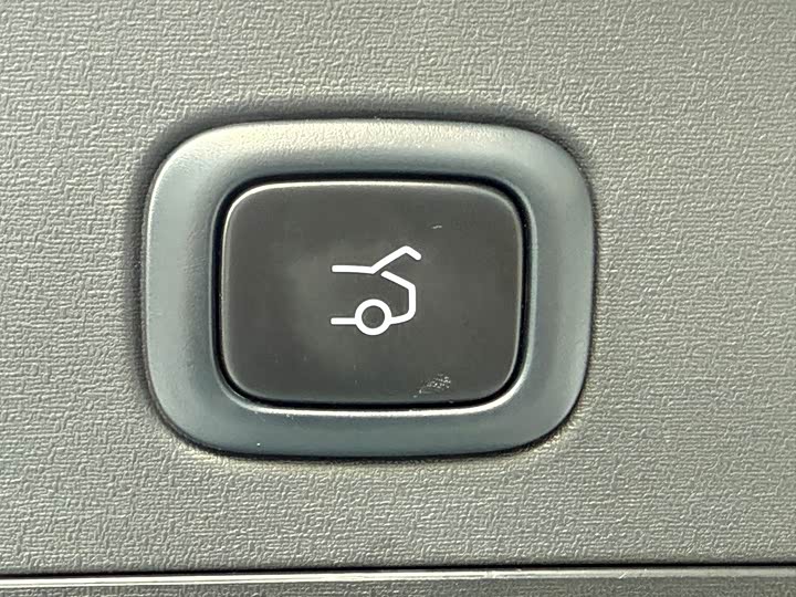 Фото 6 - Nio ES6