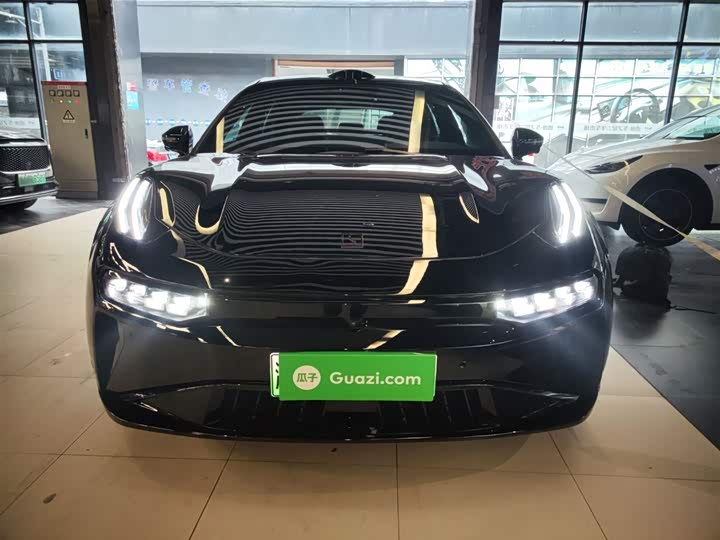 Фото 3 - Zeekr 001