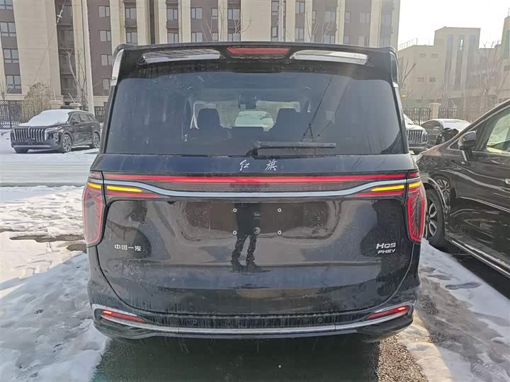 Фото 6 - Hongqi HQ9 Hybrid