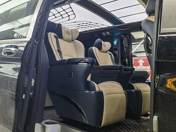 Фото 7 - Mercedes-Benz Vito