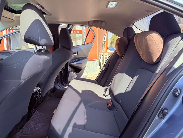 Фото 4 - Toyota Corolla