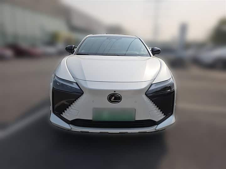 Фото 5 - Lexus RZ