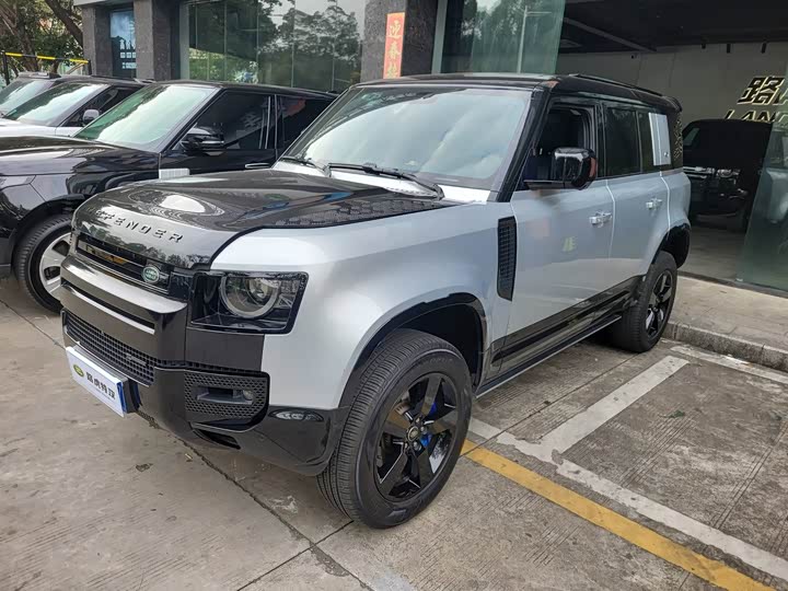 Фото 1 - Land Rover Defender