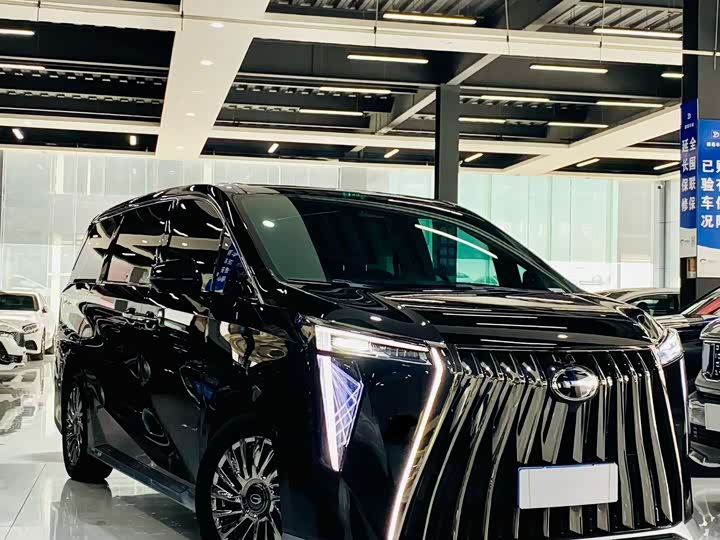 Фото 3 - GAC Trumpchi M8