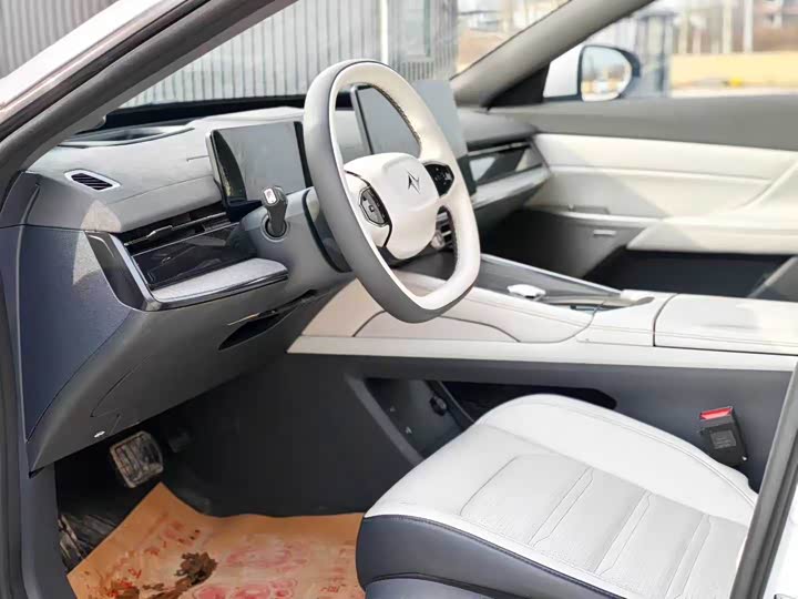 Фото 4 - Dongfeng Yipai eπ 007