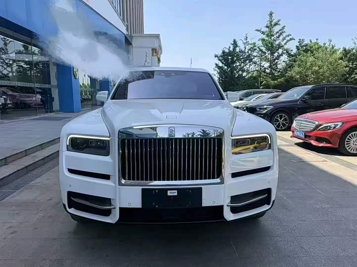 Фото 1 - Rolls-Royce Cullinan