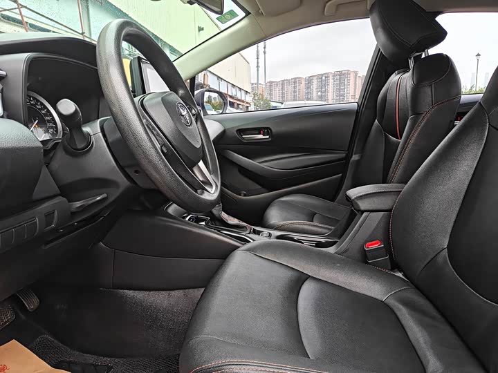 Фото 6 - Toyota Corolla