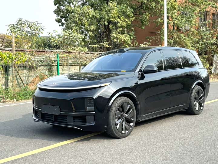 Фото 1 - LiXiang L9