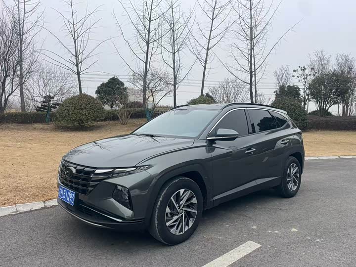 Фото 2 - Hyundai Tucson L