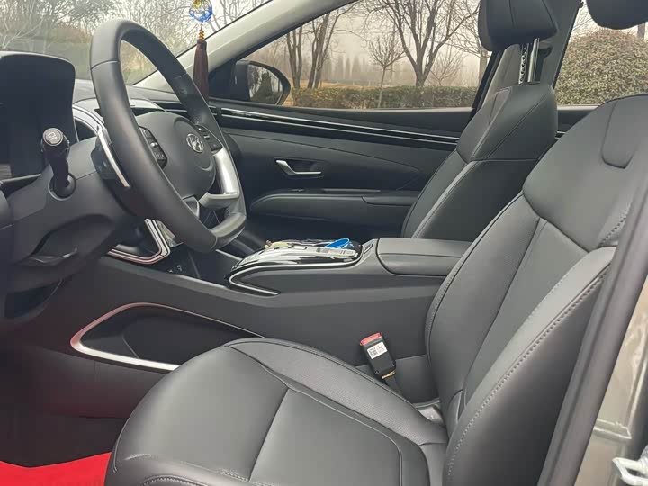 Фото 4 - Hyundai Tucson L