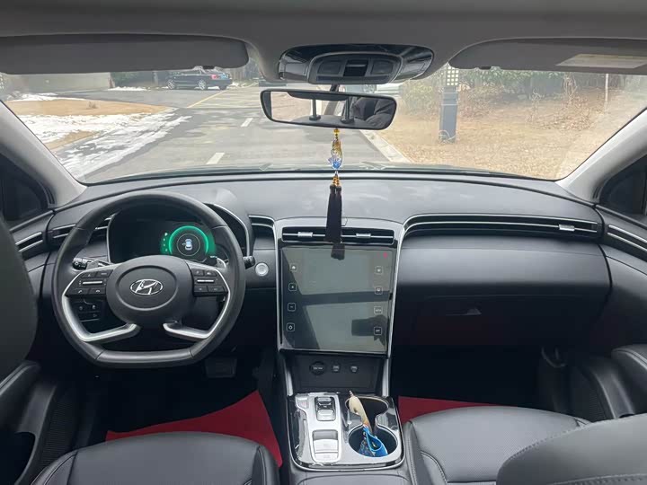 Фото 5 - Hyundai Tucson L