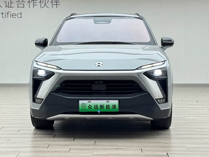 Фото 3 - Nio ES8