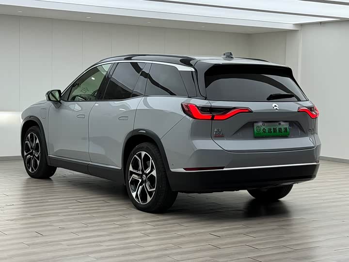 Фото 8 - Nio ES8