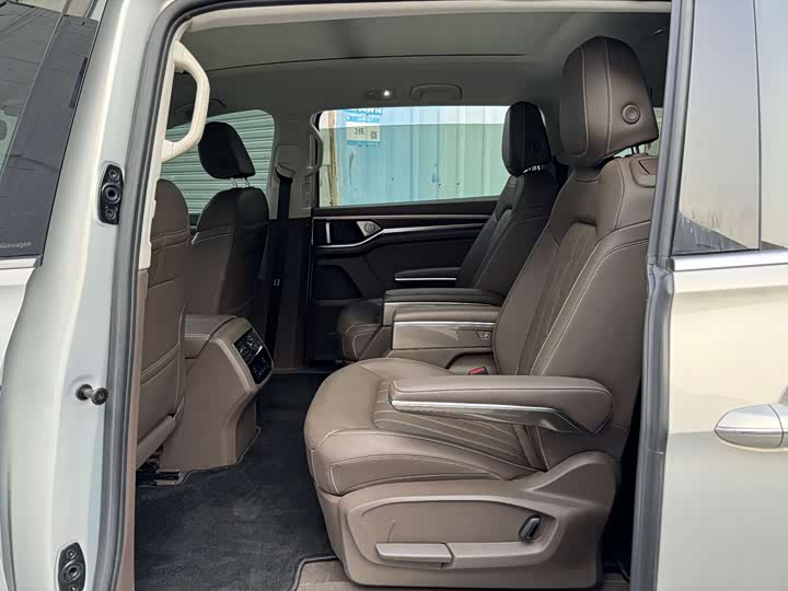 Фото 5 - Volkswagen Viloran