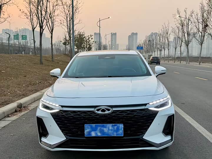 Фото 2 - Chery Arrizo 8