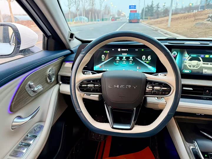 Фото 7 - Chery Arrizo 8