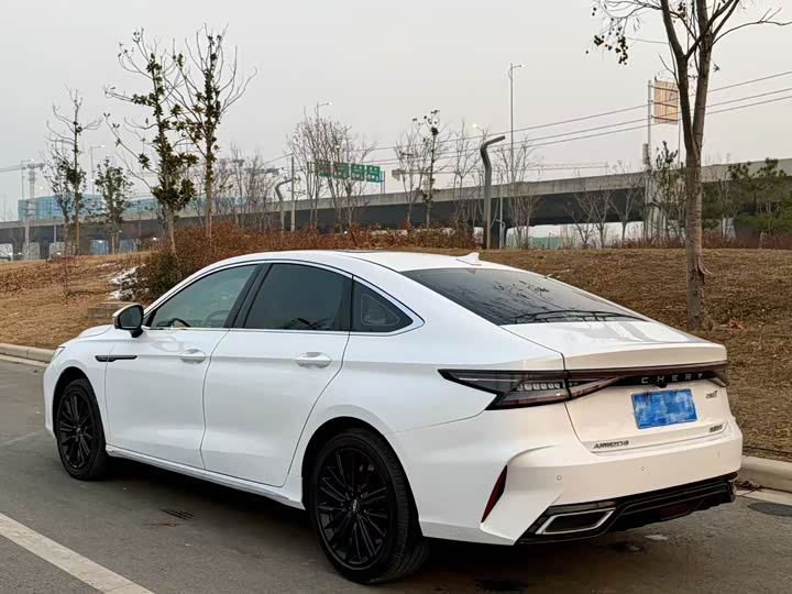 Фото 8 - Chery Arrizo 8