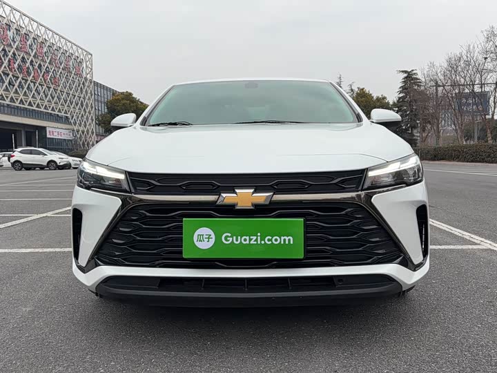 Фото 2 - Chevrolet Monza