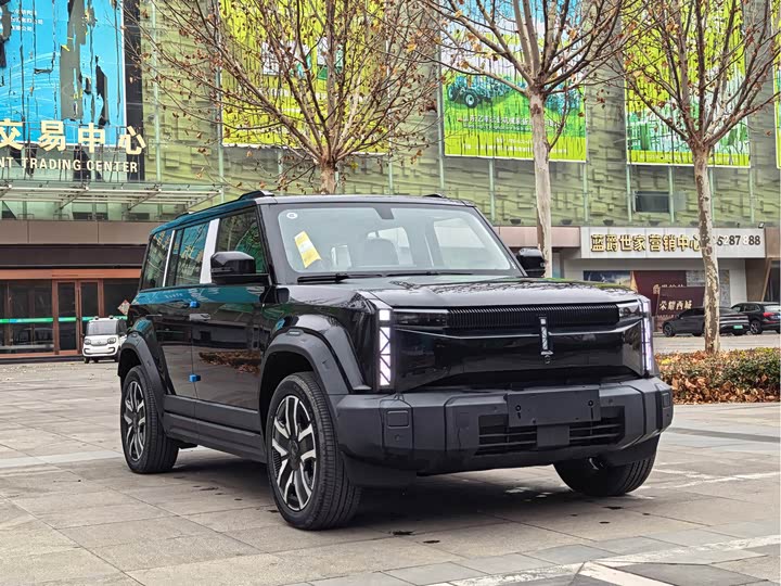 Фото 3 - Chery iCar 03