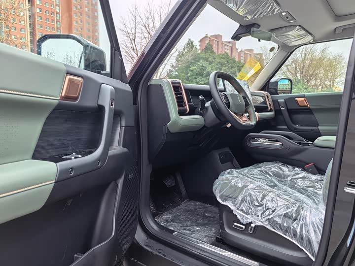 Фото 5 - Chery iCar 03