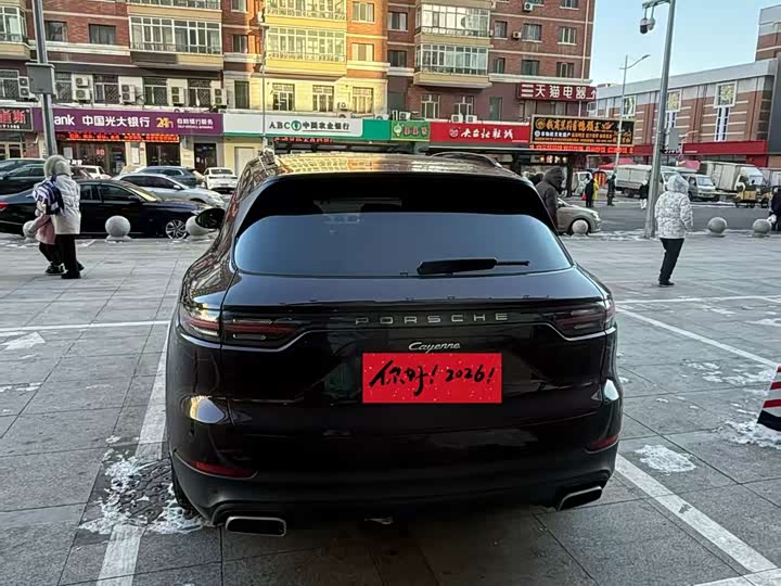 Фото 3 - Porsche Cayenne Hybrid