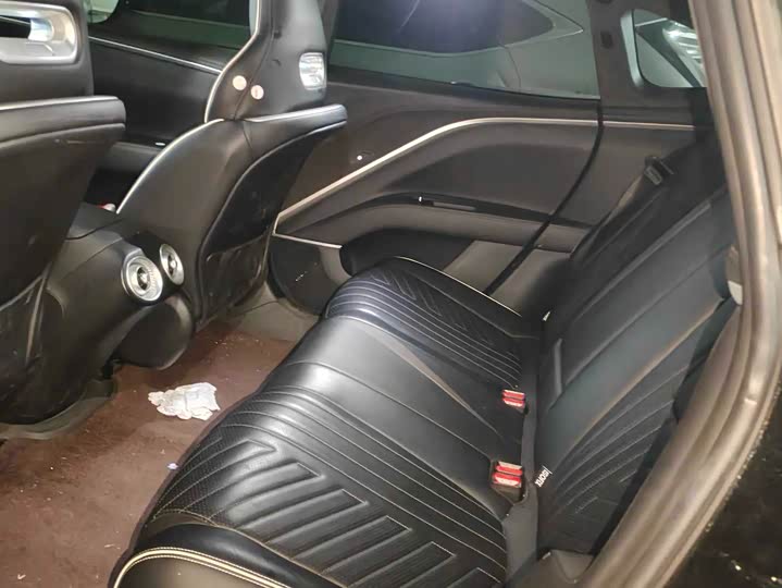 Фото 3 - Avatr 11