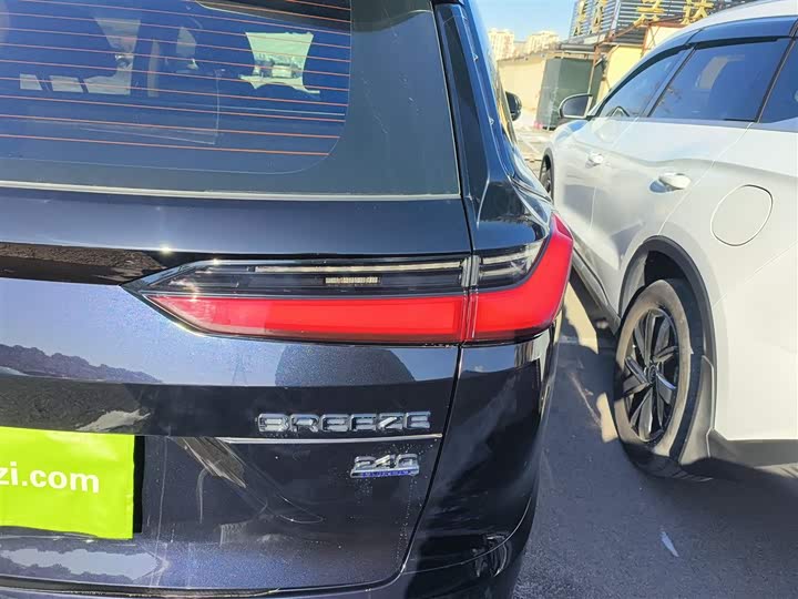 Фото 8 - Honda Breeze