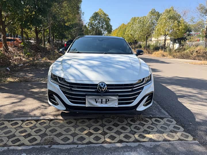 Фото 1 - Volkswagen CC