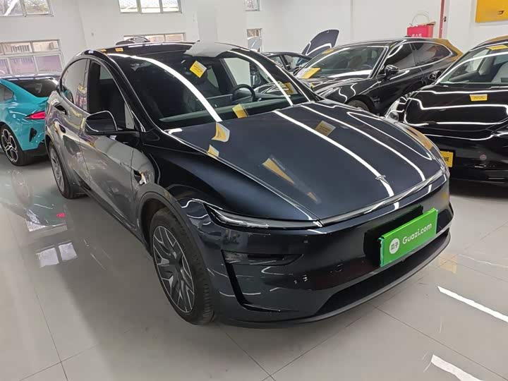 Фото 4 - Tesla Model Y