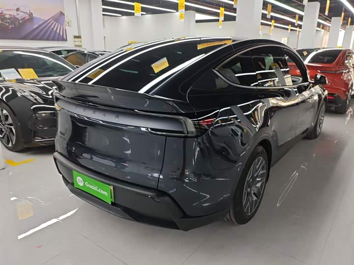 Фото 7 - Tesla Model Y