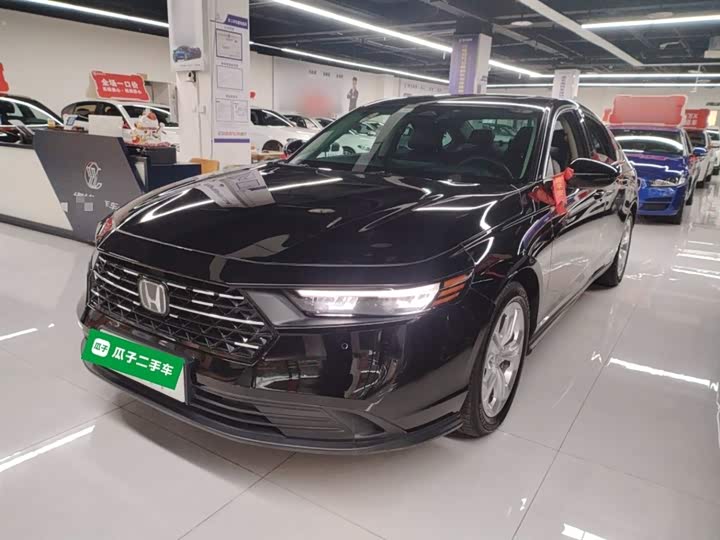 Фото 2 - Honda Accord