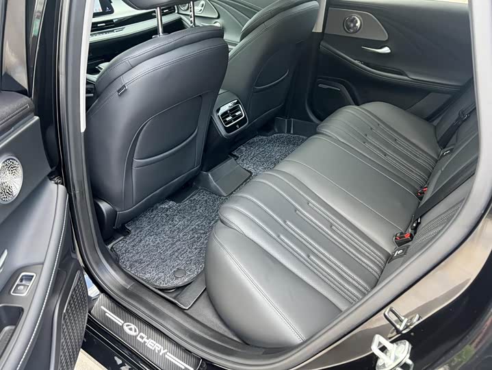 Фото 9 - Chery Fulwin A8