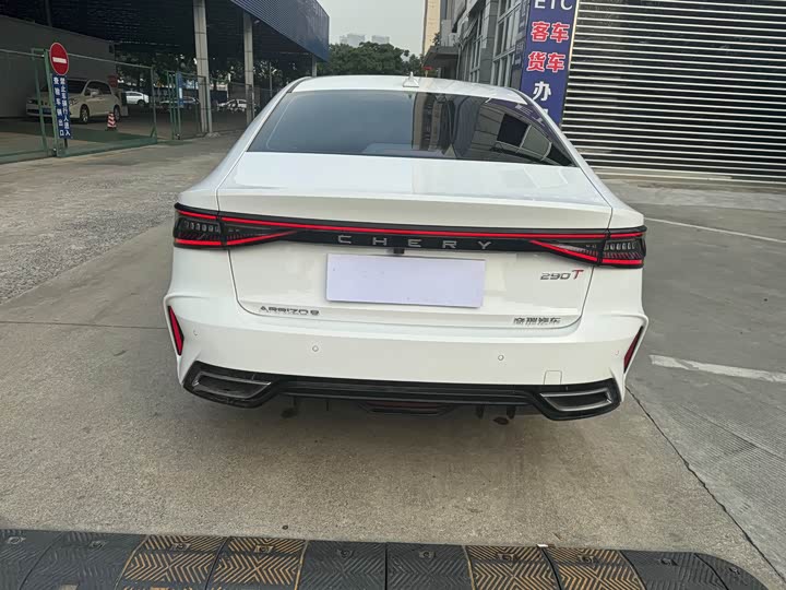 Фото 8 - Chery Arrizo 8