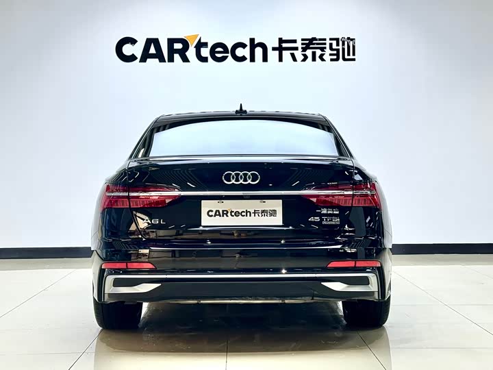 Фото 5 - Audi A6L