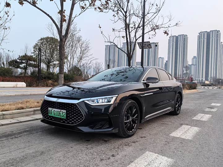 Фото 2 - BYD Han