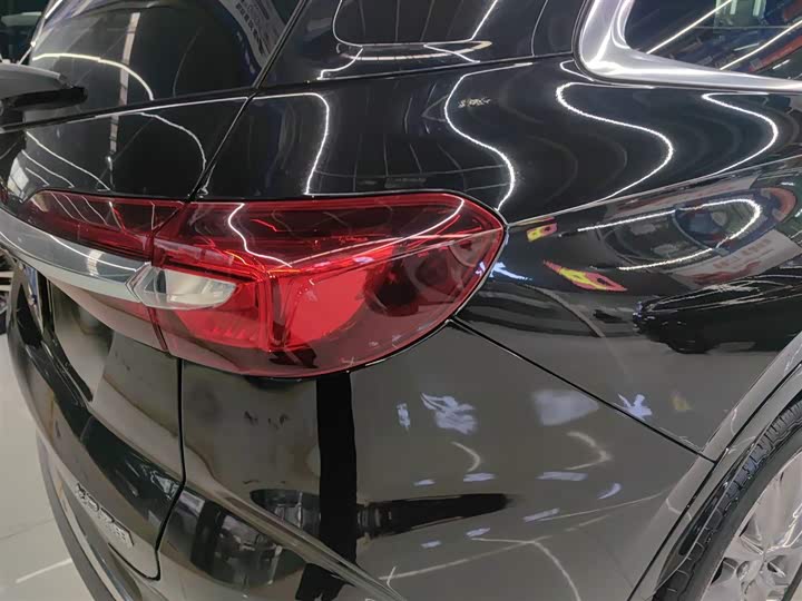 Фото 8 - Buick Enclave