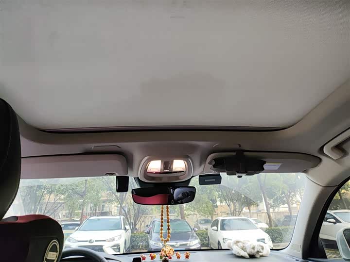 Фото 9 - Volvo XC40